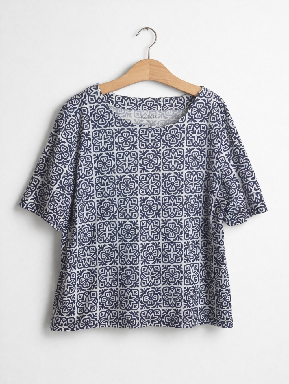 Talbots Blue White Floral Tile Print Pima Cotton Top Short Sleeve XL